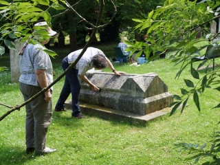 gallery-cemetery-4